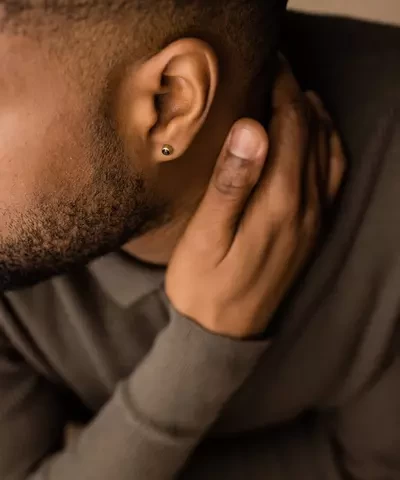 Серьги Безель 5 мм, Черный